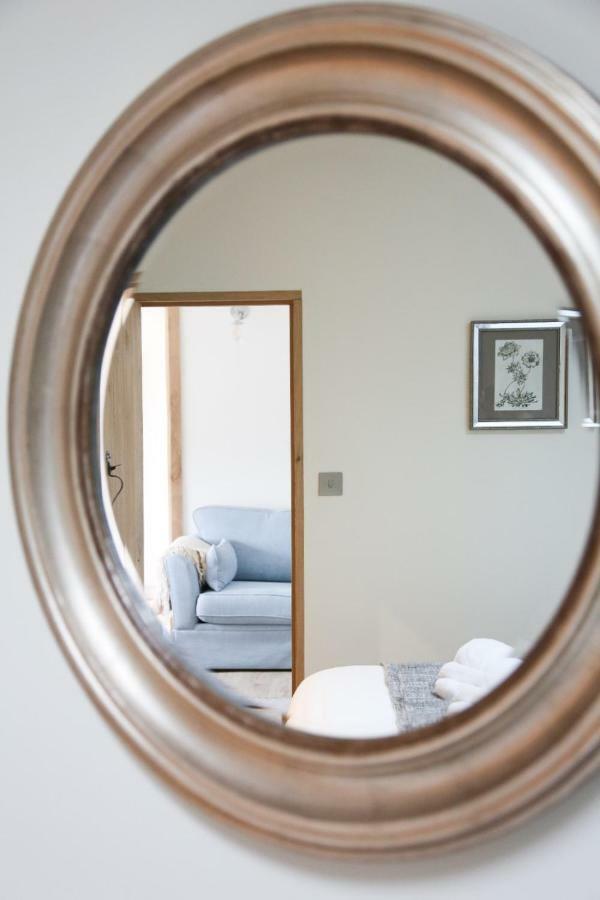 Barley - Cosy Stylish Apartment - Easy Access To Bath And Many Nearby Attractions Box  Bagian luar foto